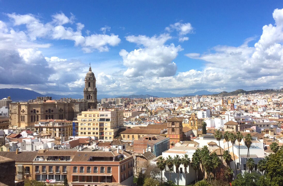 Uitzicht over Malaga stad vanaf Alcazaba