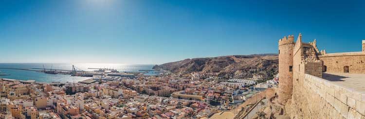 Uitzicht over de stad Almeria
